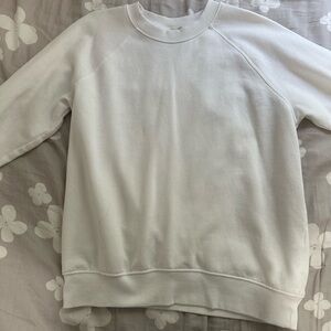 H&M Classic White Sweatshirt